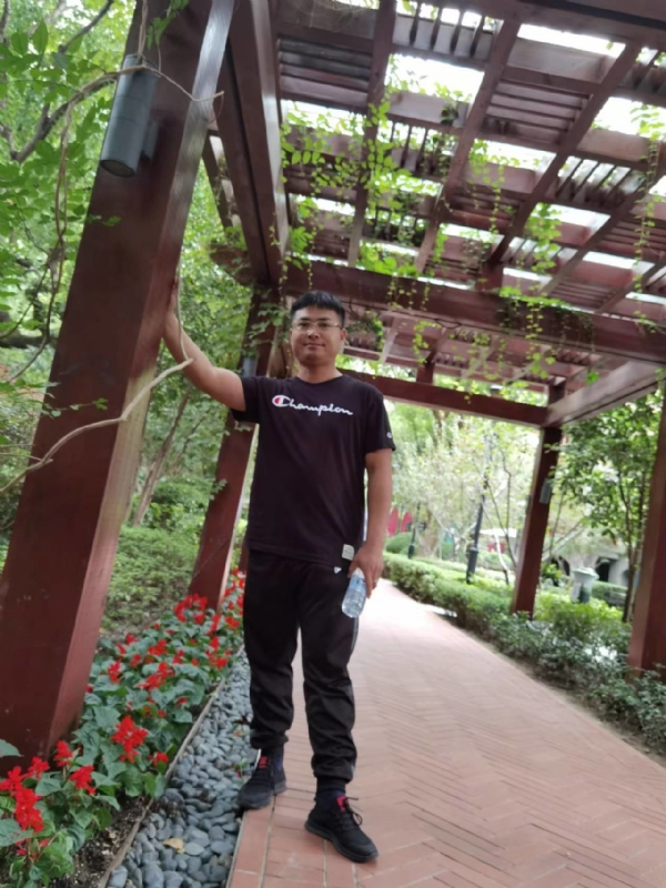 会飞的鱼的第三张照片--南昌相亲服务中心