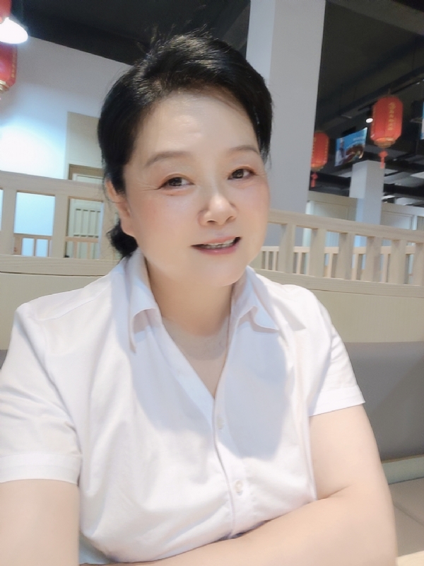 丁姐爱生活的第一张照片--南昌相亲服务中心