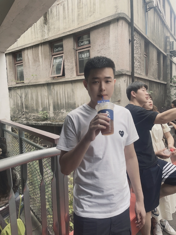尚龙的第二张照片--南昌相亲服务中心