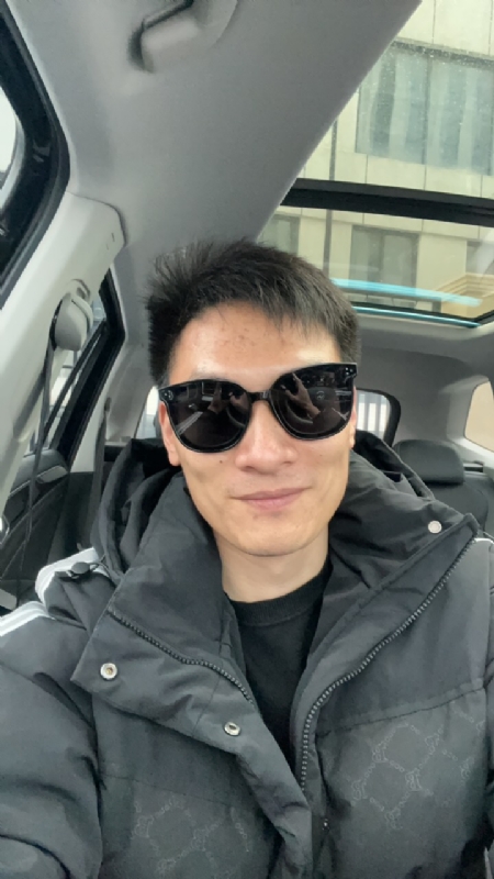 男孩的第一张照片--南昌相亲服务中心