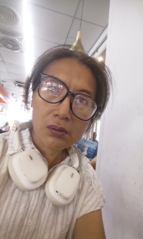 冬天的蔷薇的第三张照片--南昌相亲服务中心