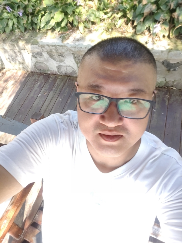 羊十八的第一张照片--南昌相亲服务中心