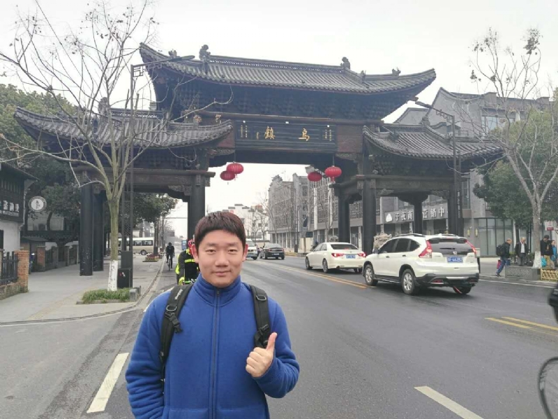 秋风秋雨的第一张照片--南昌相亲服务中心