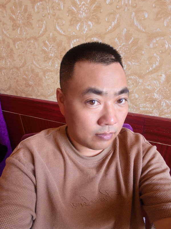 擦亮眼睛向前看的第二张照片--南昌相亲服务中心