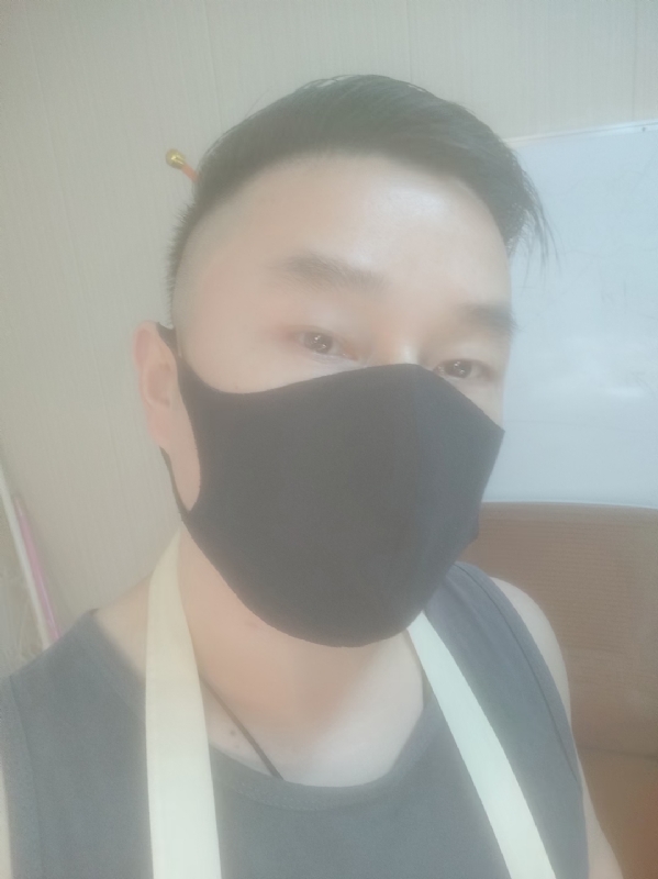 Poluk秦的第二张照片--南昌相亲服务中心