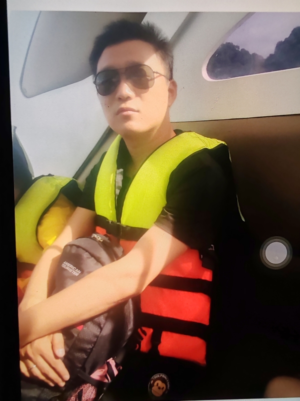 座看烟霞散的第一张照片--南昌相亲服务中心