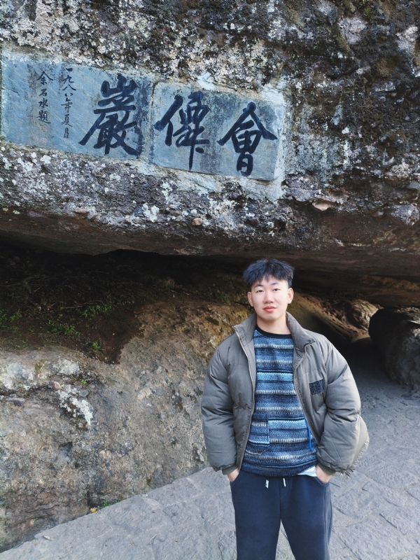 帅邓拖网速的第二张照片--南昌相亲服务中心