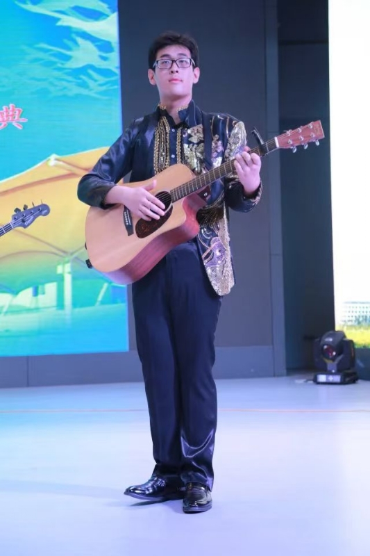 一叶知秋ZG的第一张照片--南昌相亲服务中心