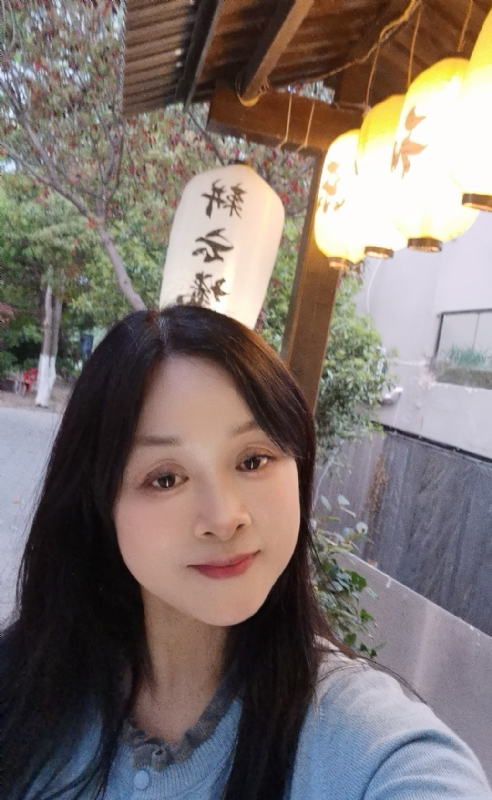 伊伊的第一张照片--南昌相亲服务中心