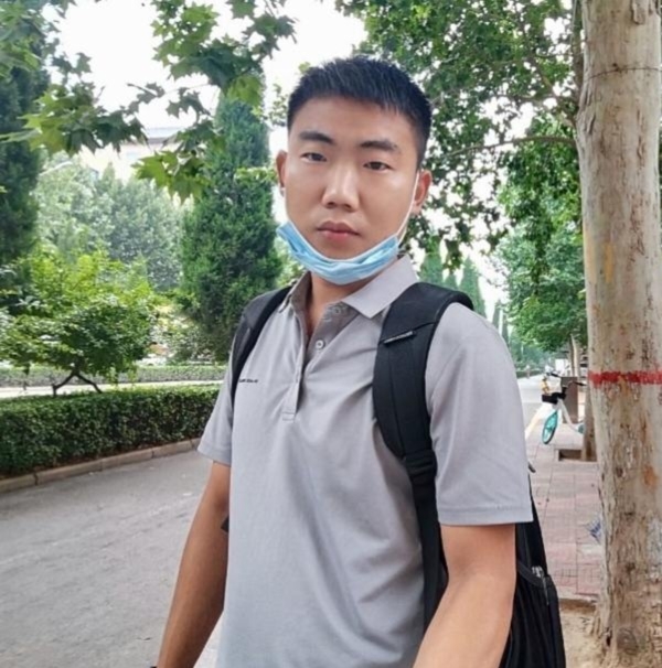 90年男征婚的第一张照片--南昌相亲服务中心