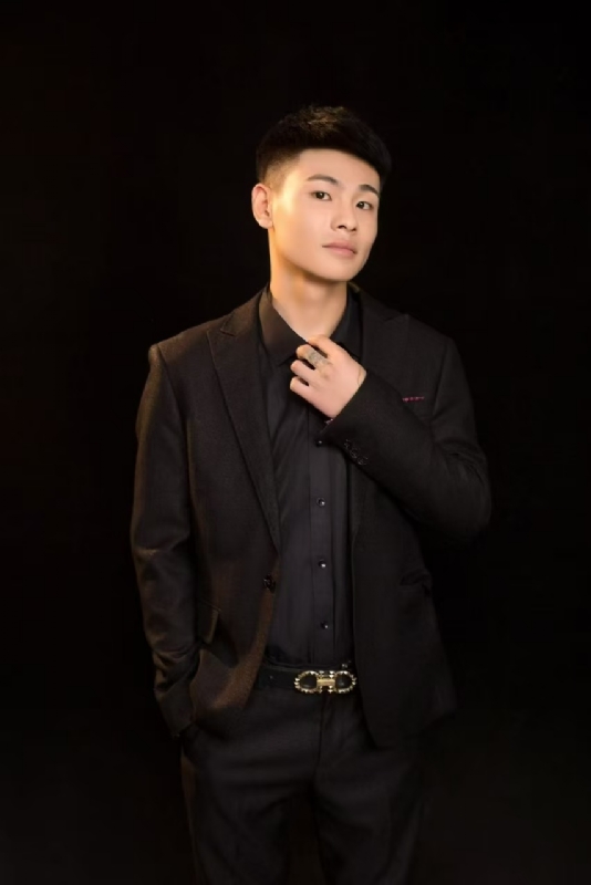 刘小船的第一张照片--南昌相亲服务中心