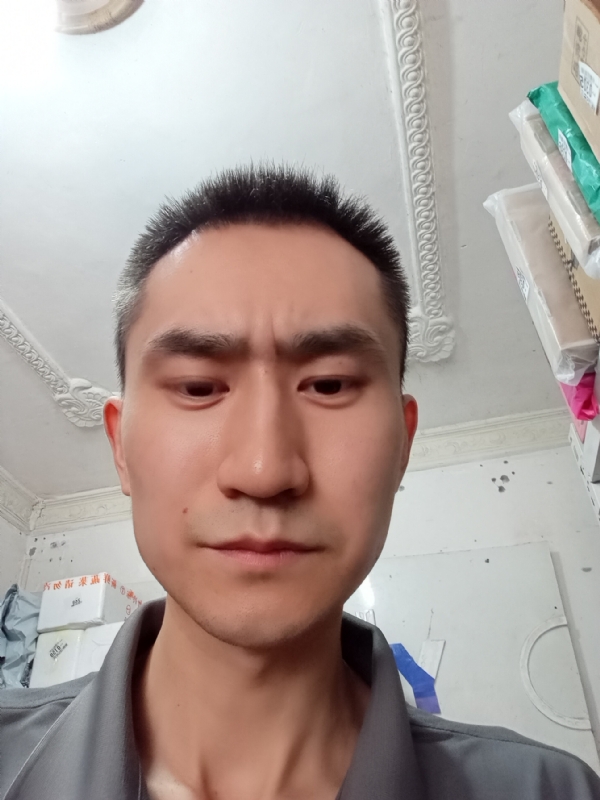 西门吹雪的第一张照片--南昌相亲服务中心