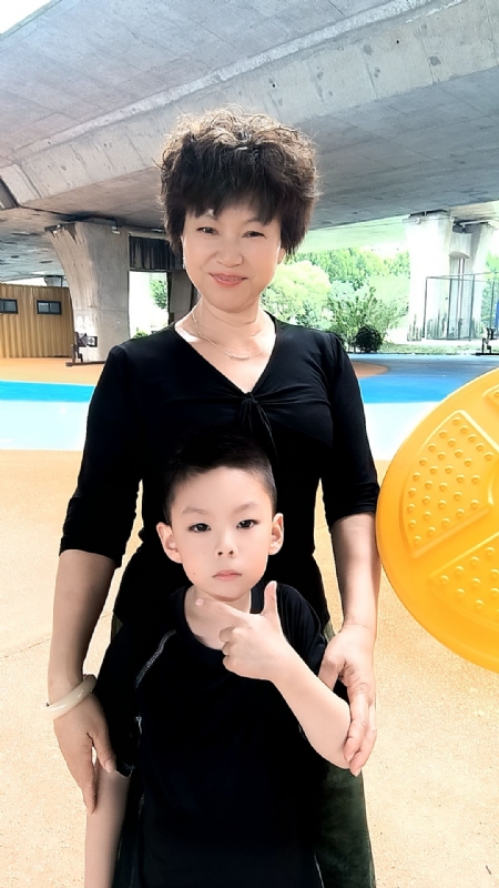 火凤凰的第二张照片--南昌相亲服务中心