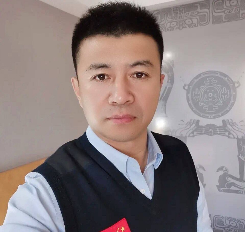 生在红旗下的第二张照片--南昌相亲服务中心