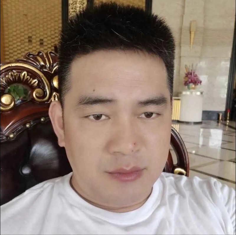 随风的第一张照片--南昌相亲服务中心