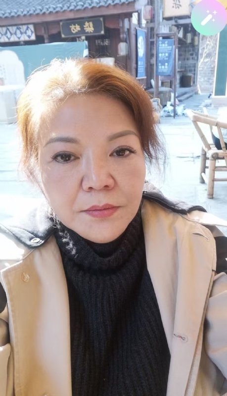 宛霞的第二张照片--南昌相亲服务中心