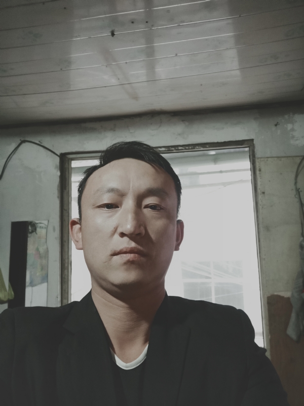 放弃爱你的第一张照片--南昌相亲服务中心