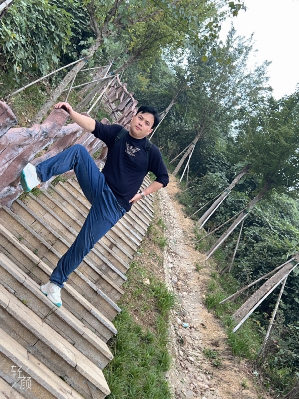 择一人白头偕老的第二张照片--南昌相亲服务中心