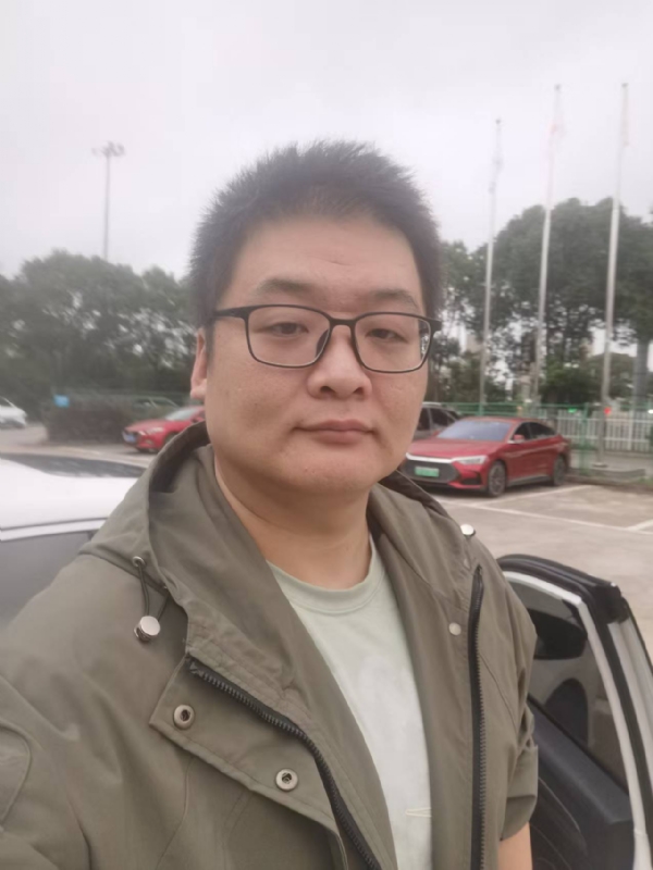 Russell的第一张照片--南昌相亲服务中心
