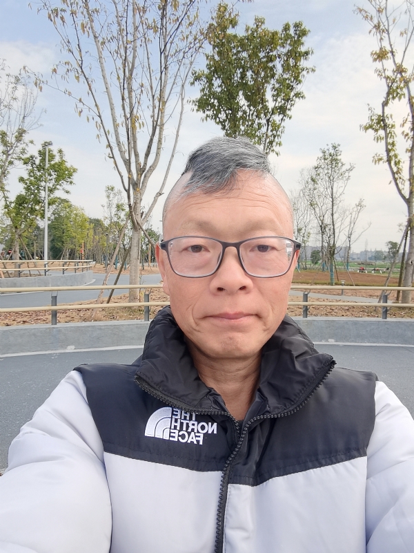 做喜欢的事的第一张照片--南昌相亲服务中心