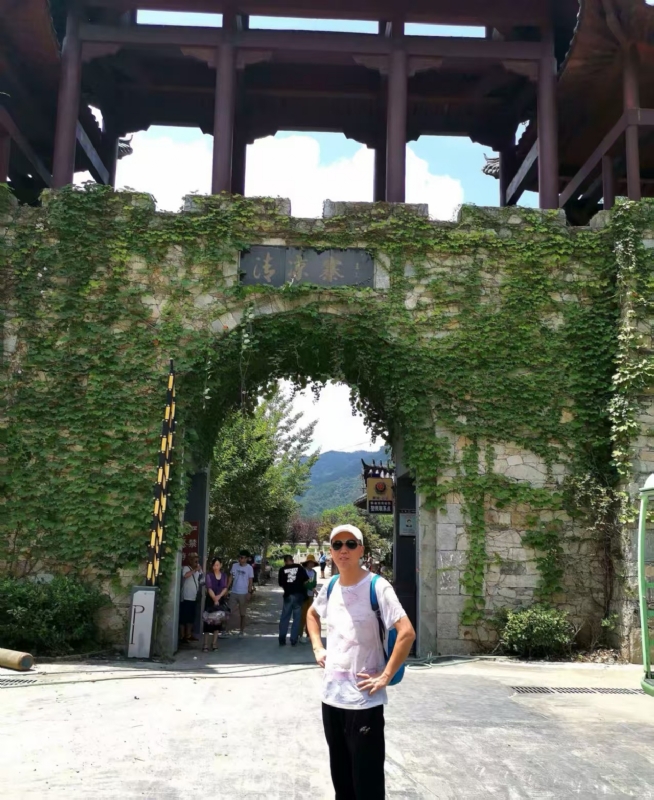 品心人的第一张照片--南昌相亲服务中心