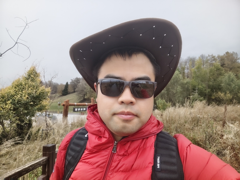 欢乐的笑的第一张照片--南昌相亲服务中心