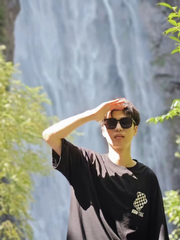 大橙子的第一张照片--南昌相亲服务中心